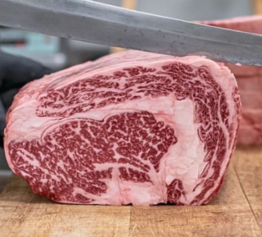 Wagyu Ribeye Marble 7